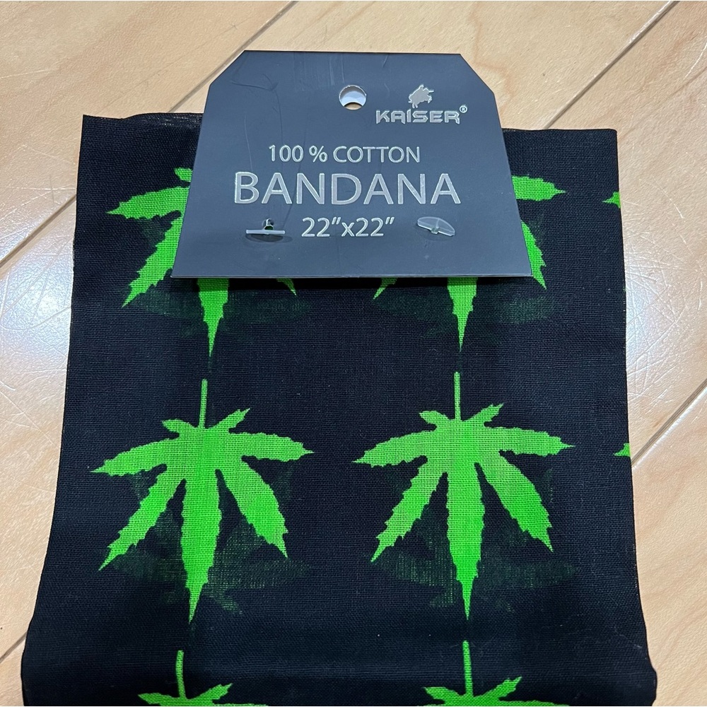 Pot Leaf Bandana - 100% Cotton